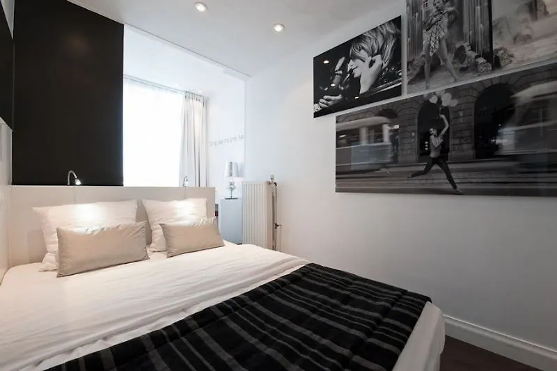 ***  Max Brown Hotel Museum Square, Part Of Sircle Collection Amsterdam Pays-Bas